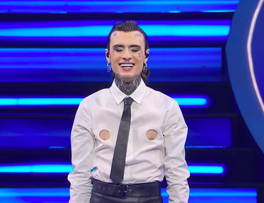 le follie di Rosa Chemical sul palco di Sanremo 2023
